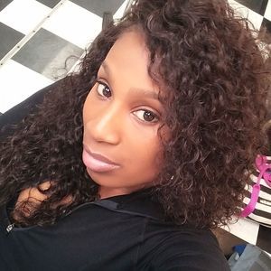 Meet your Posher, Joann